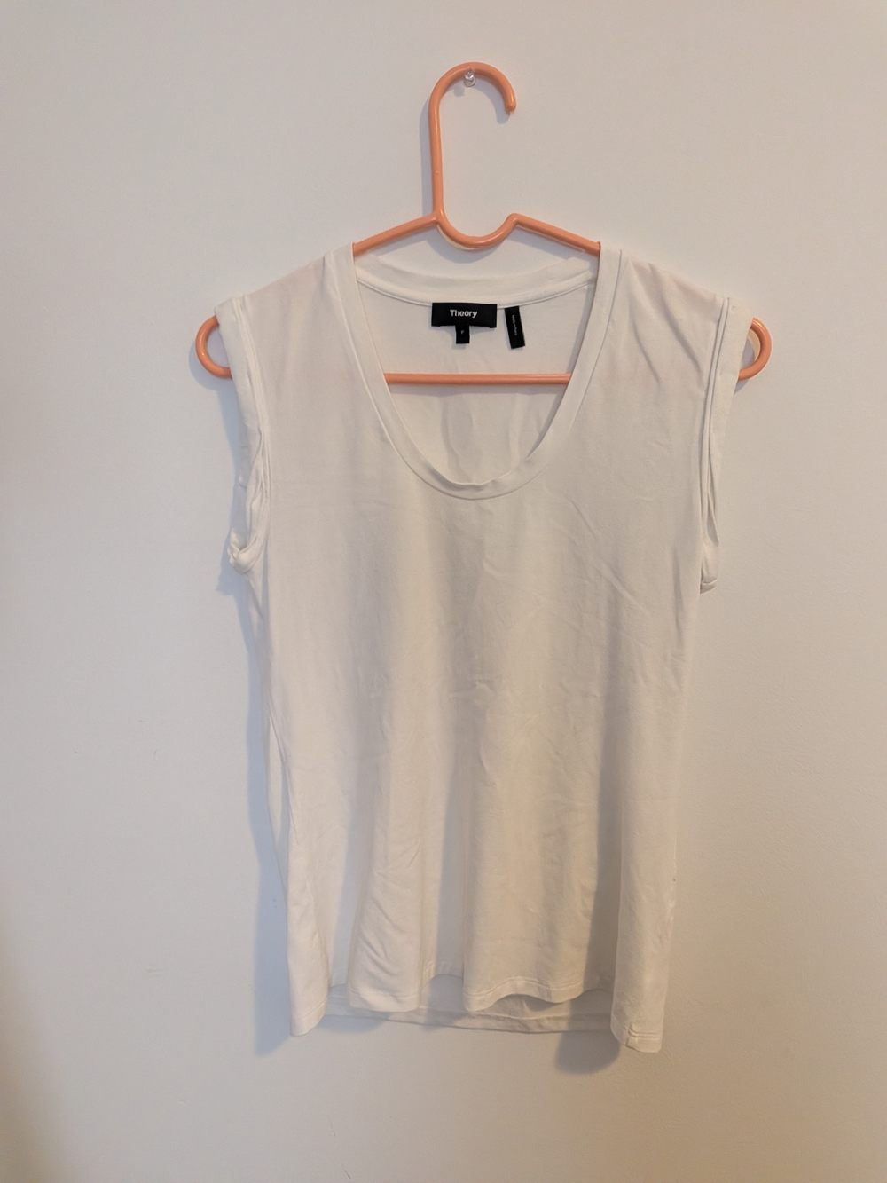 Theory Women's White Sleeveless Scoop Neck Top